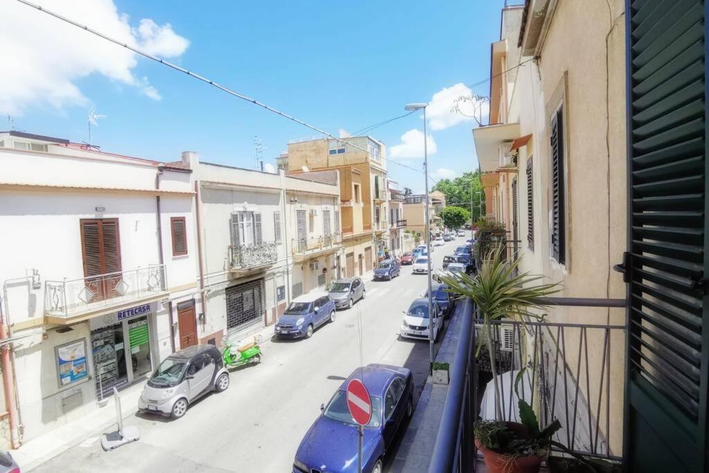 La Casetta Di Giuli Apartment Palermo Luaran gambar